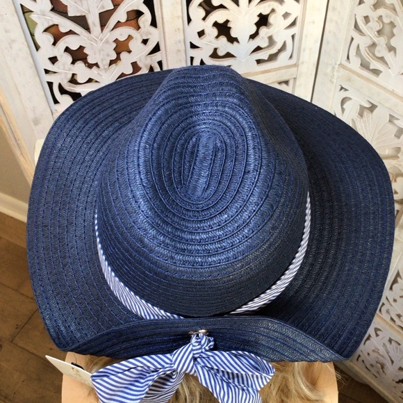Styline Women’s Blue Folded Straw Panama Hat with Striped Band & Bow - Picture 5 of 7